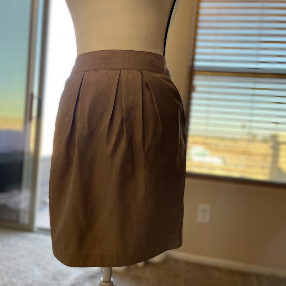 Woman’s skirt from forever 21
